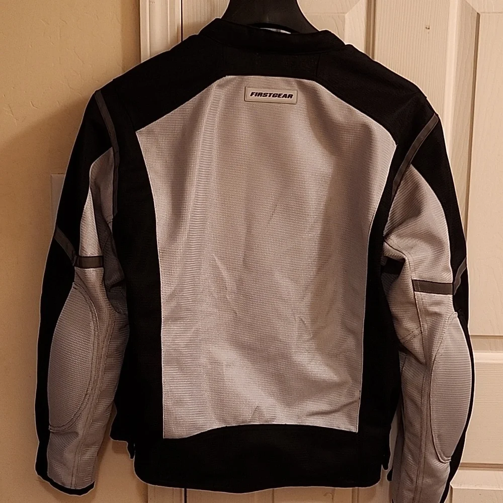 FIRSTGEAR - Picture 2 of 2